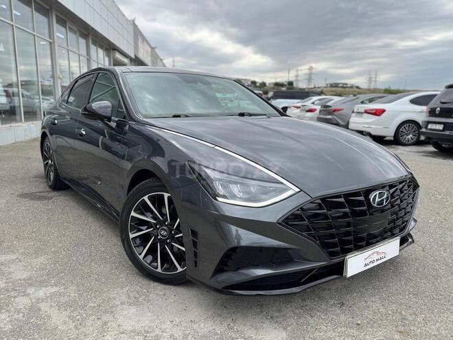 Hyundai Sonata-14