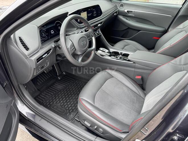 Hyundai Sonata-4