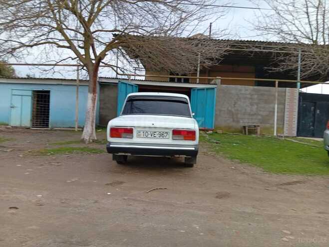 LADA (VAZ) 2107-3