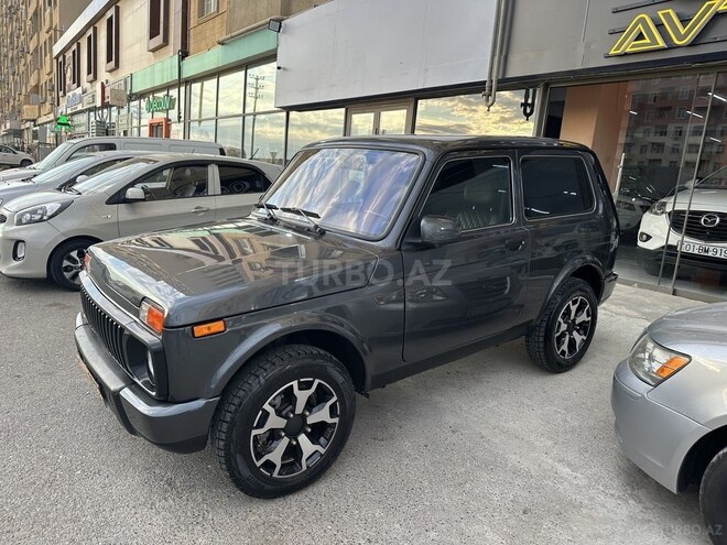 LADA (VAZ) Niva-7
