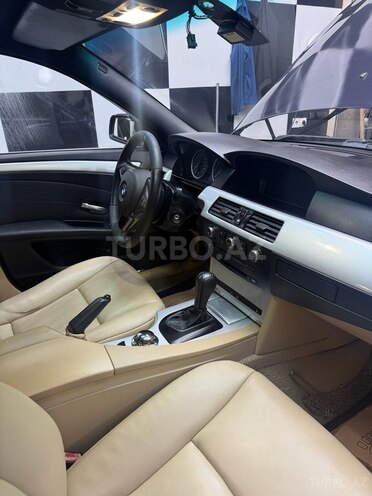 BMW 525-7