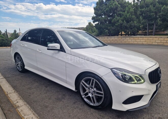 Mercedes E 200-2
