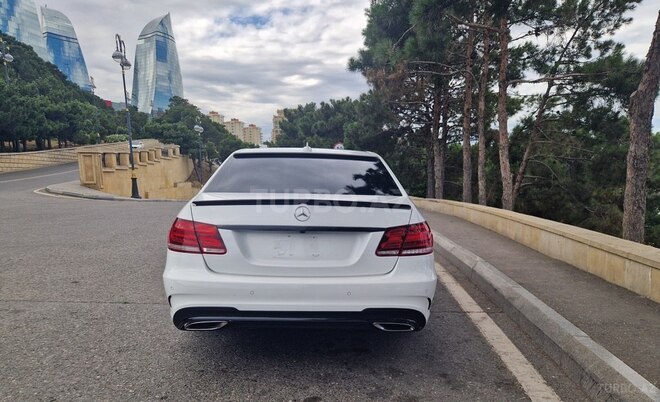 Mercedes E 200-5