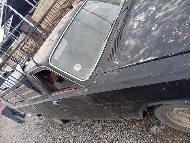 GAZ 24 "Volga"-4