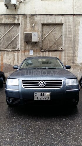 Volkswagen Passat-3