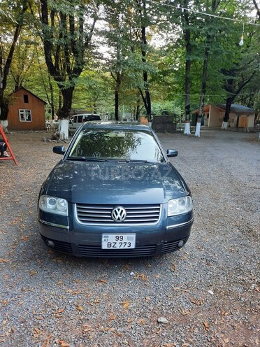 Volkswagen Passat-5