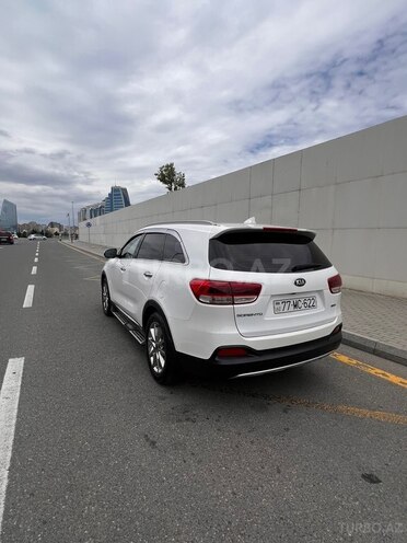 Kia Sorento-3