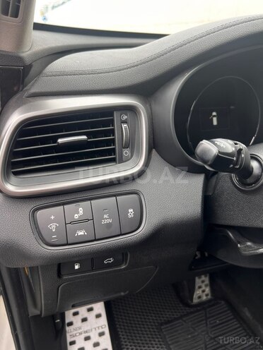 Kia Sorento-5