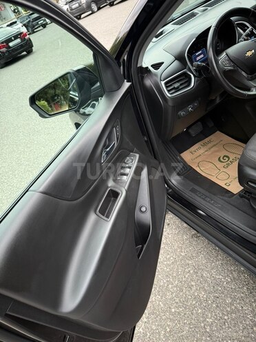 Chevrolet Equinox-12