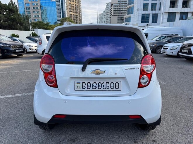 Chevrolet Spark-8