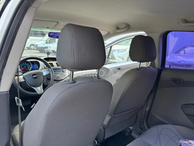 Chevrolet Spark-11