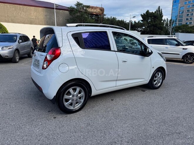Chevrolet Spark-7