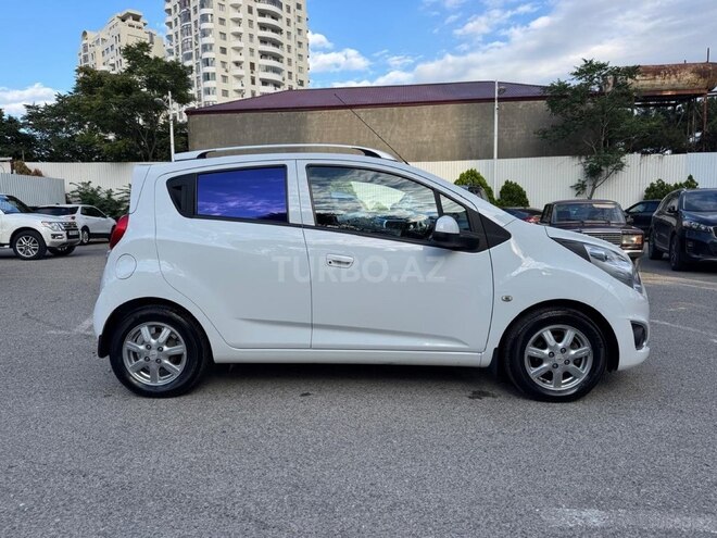 Chevrolet Spark-4