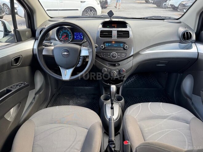 Chevrolet Spark-13