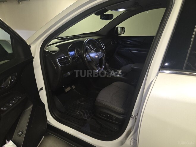 Chevrolet Equinox-2