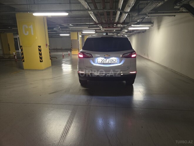 Chevrolet Equinox-4