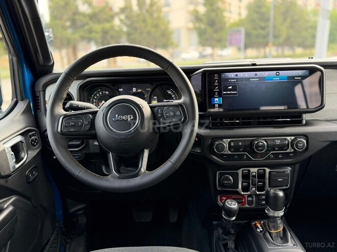 Jeep Wrangler-11
