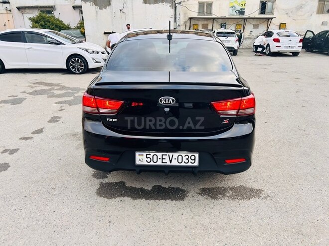 Kia Rio-2