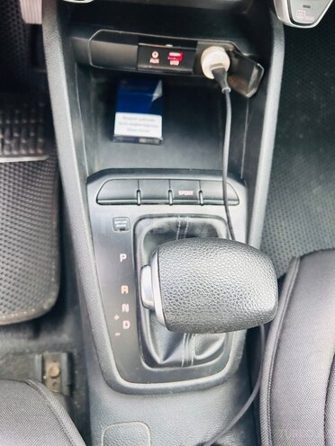 Kia Rio-7