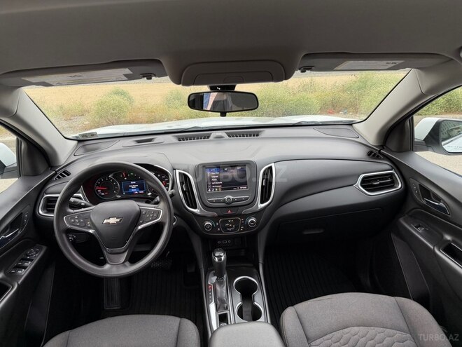 Chevrolet Equinox-12