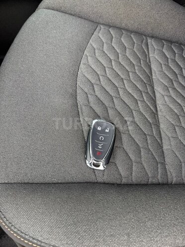 Chevrolet Equinox-18