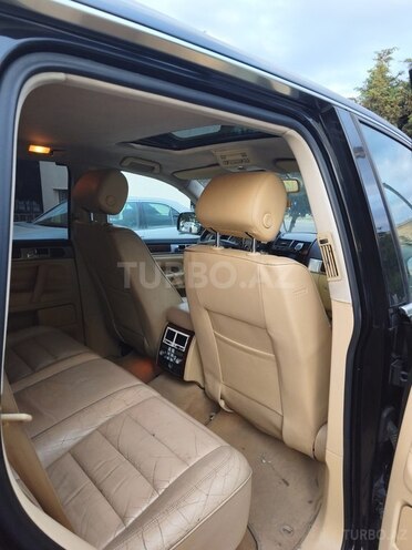 Volkswagen Touareg-7