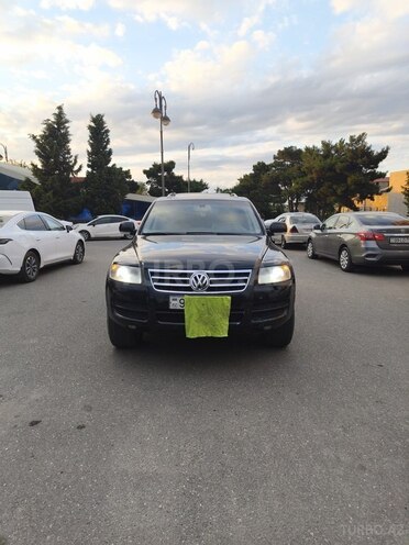 Volkswagen Touareg-2