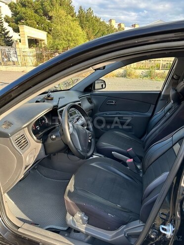 Kia Rio-9