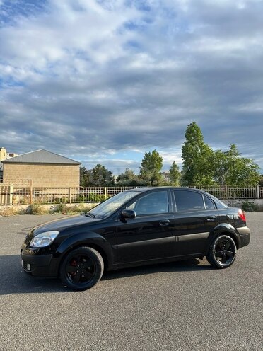 Kia Rio-2
