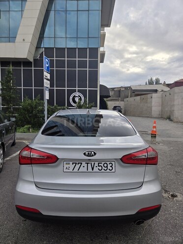 Kia Cerato-3