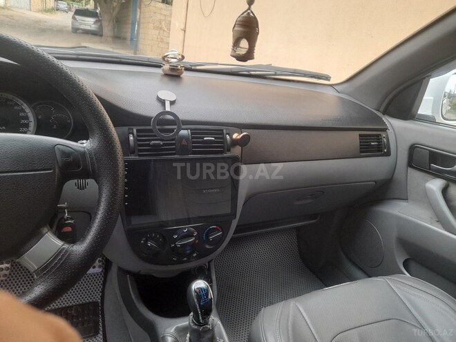 Daewoo Gentra-6
