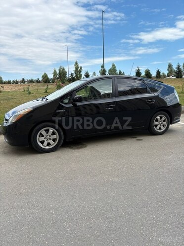 Toyota Prius-7