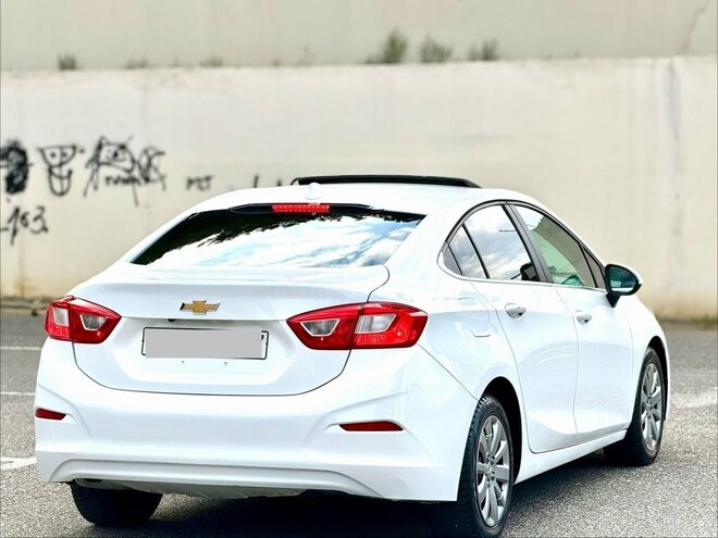 Chevrolet Cruze-6