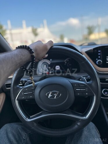 Hyundai Sonata-4