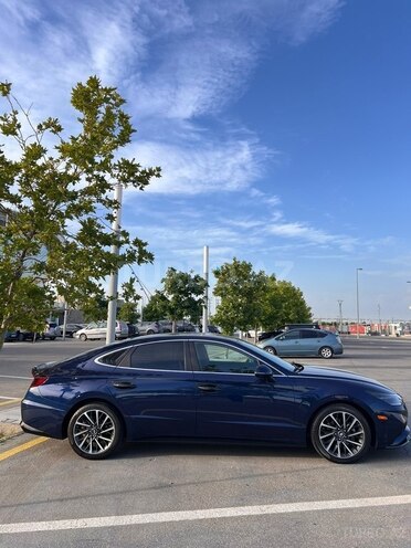 Hyundai Sonata-2
