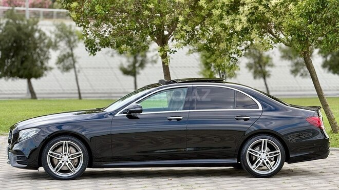 Mercedes E 300-3
