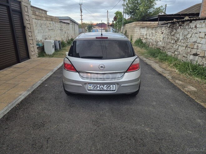 Opel Astra-2