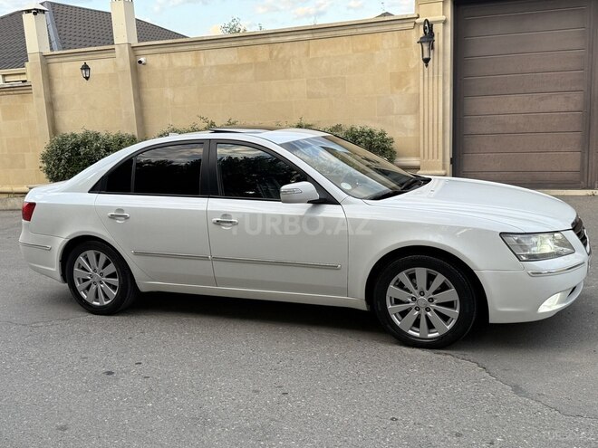 Hyundai Sonata-6