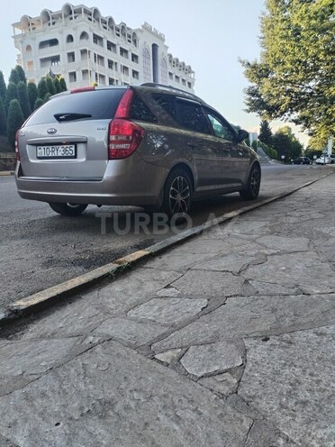 Kia Ceed SW-10