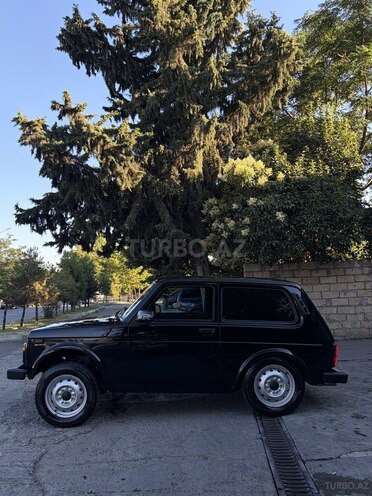 LADA (VAZ) Niva-17