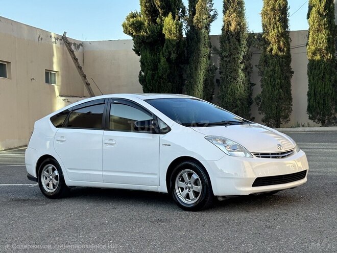 Toyota Prius-8