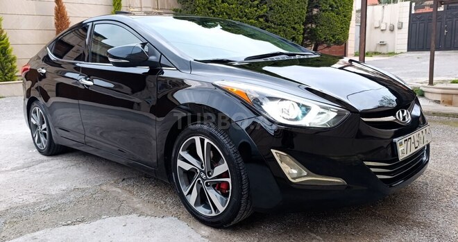Hyundai Elantra-21