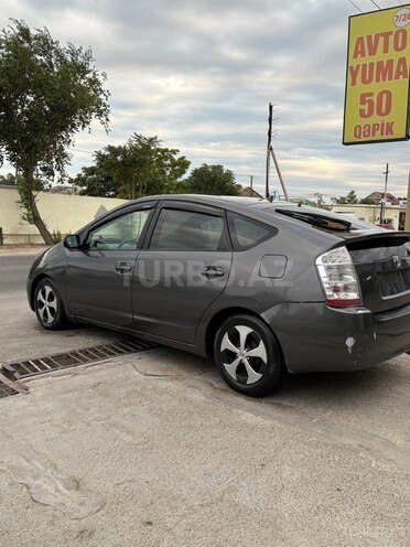 Toyota Prius-9