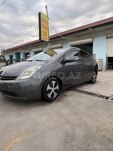 Toyota Prius-10