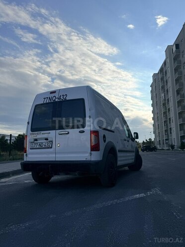 Ford Transit Connect-5