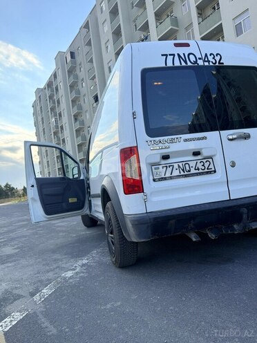 Ford Transit Connect-11