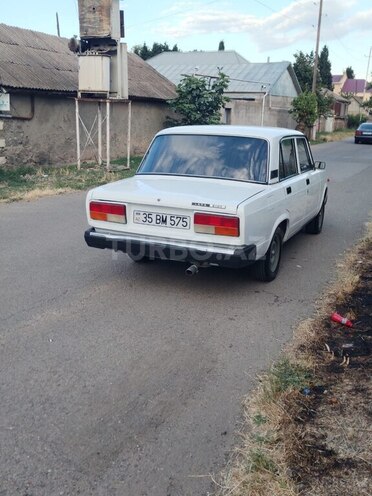LADA (VAZ) 2107-2