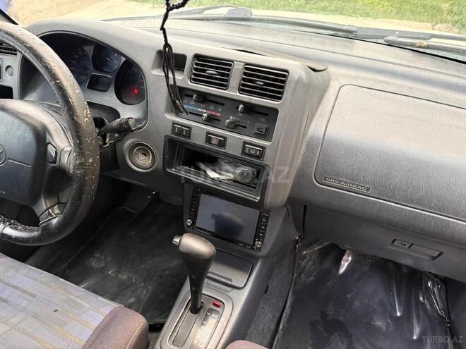 Toyota RAV4-7