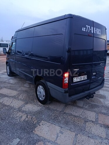 Ford Transit-2