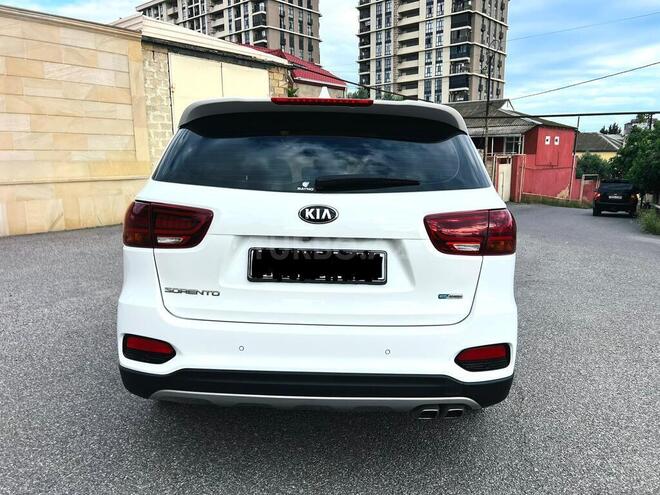 Kia Sorento-4